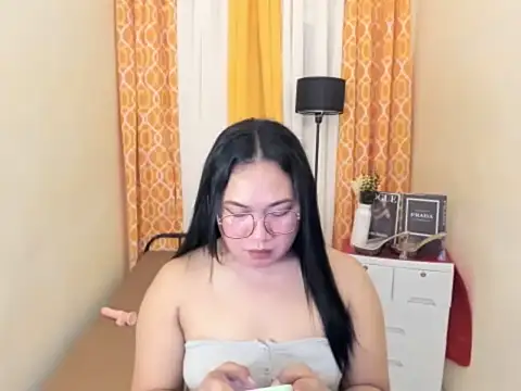 TsUncutKaren online show from 03.27.26