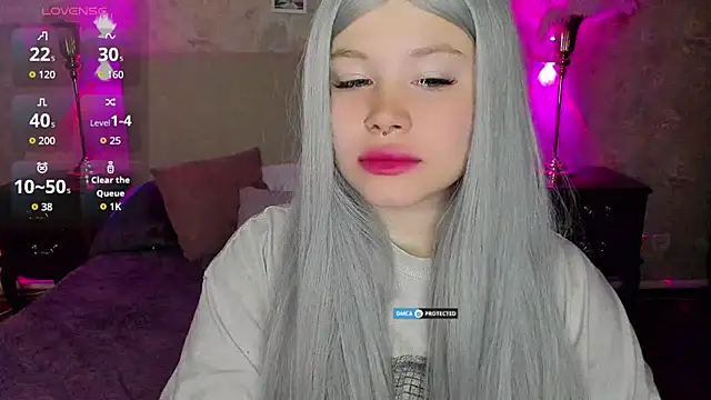 Diana Dream online show from 10.26.25