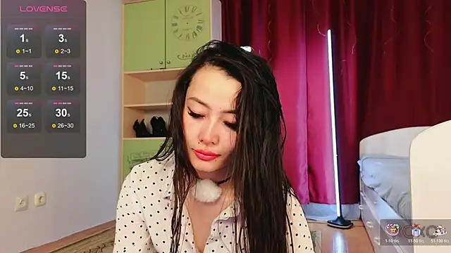 Milly  Foxy online show from 04.04.26