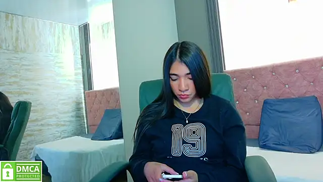 Aurora jones11 online show from 09.21.25