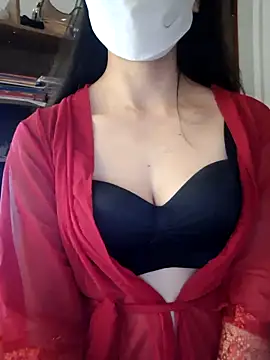 Snapshot of LazdyLy chatting on 10.14.25 LazdyLy online show from 10.14.25