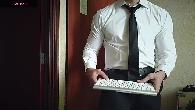 Snapshot of cris2428 chatting on 11.07.25 cris2428 online show from 11.07.25