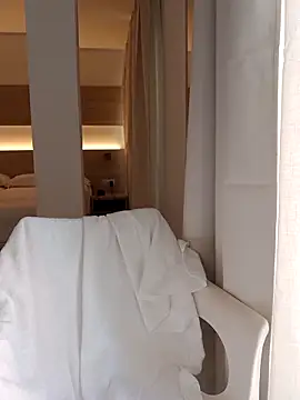 Snapshot of SydneySchmid chatting on 03.30.26 SydneySchmid online show from 03.30.26