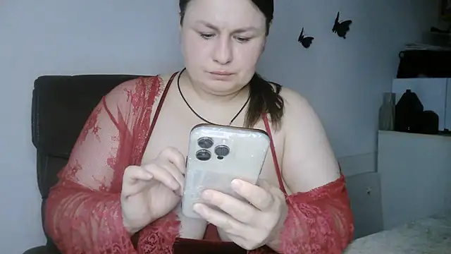 Snapshot of MartaXLove chatting on 06.12.26 MartaXLove online show from 06.12.26