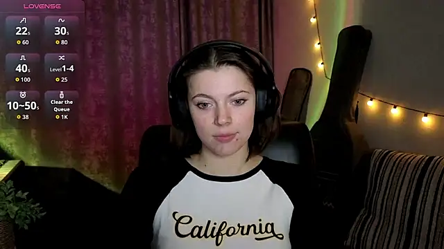 CutieAnny online show from 02.26.26