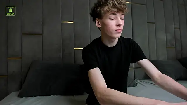 Snapshot of Kevin_Garsia chatting on 09.26.25 Kevin Garsia online show from 09.26.25