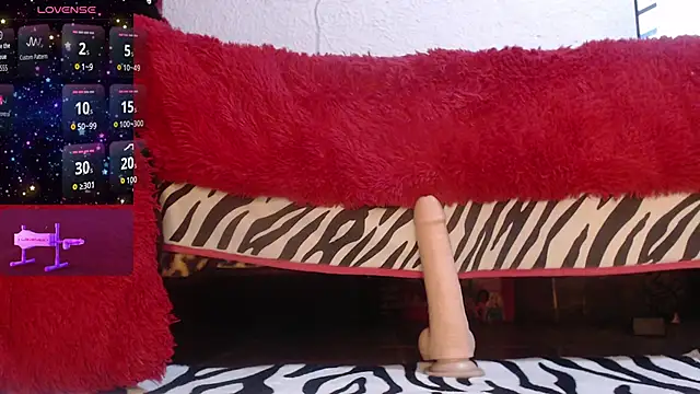 leyla james  online show from 10.23.25