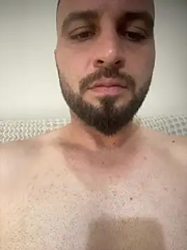 Snapshot of banuemre28 chatting on 07.05.26 banuemre28 online show from 07.05.26