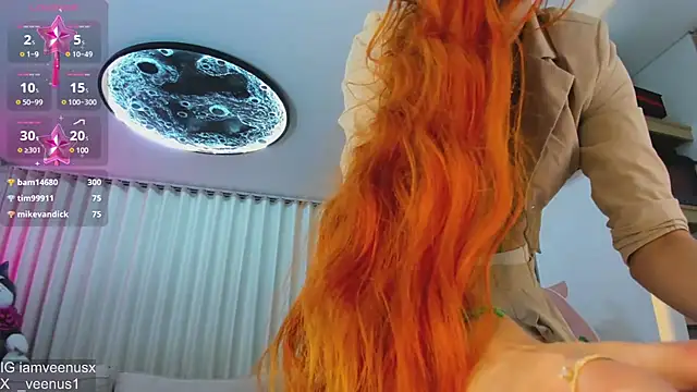 Snapshot of _veenus chatting on 02.24.25 veenus online show from 02.24.25