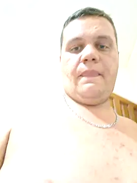 Snapshot of coisasdecasal2727 chatting on 09.09.25 coisasdecasal2727 online show from 09.09.25