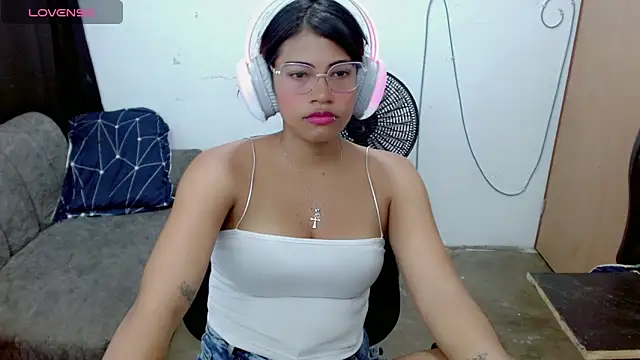 Dulce2415 online show from 03.18.26