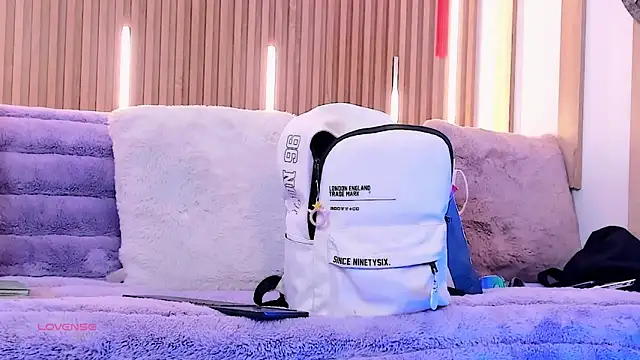 ArianaSantana online show from 01.06.26