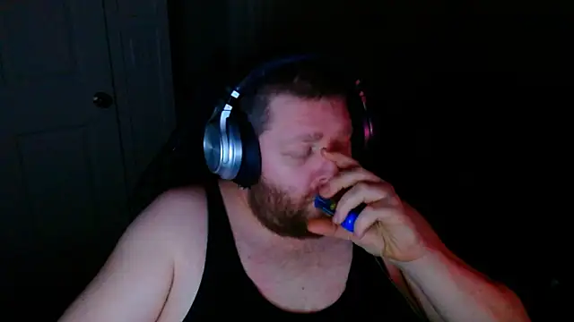 Snapshot of NeedyGlister chatting on 09.28.25 NeedyGlister online show from 09.28.25