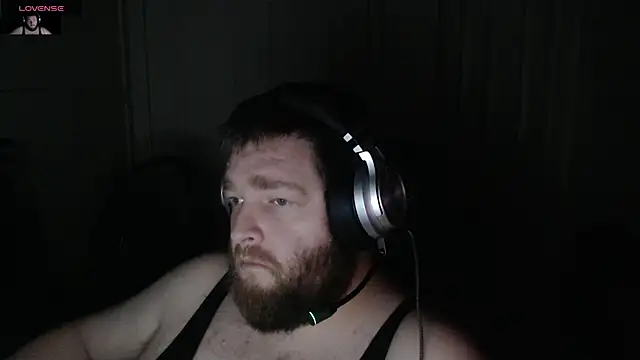 Snapshot of NeedyGlister chatting on 11.07.25 NeedyGlister online show from 11.07.25