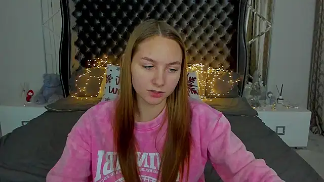 MilaAddams online show from 01.10.26