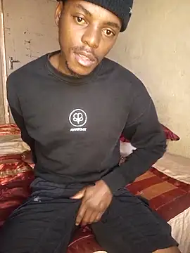 Snapshot of Hluga_25 chatting on 09.13.25 Hluga 25 online show from 09.13.25