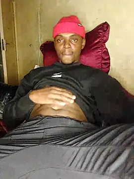 Snapshot of Hluga_25 chatting on 11.23.25 Hluga 25 online show from 11.23.25