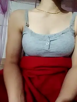 LucyyLy online show from 11.02.25