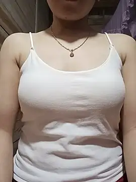 LucyyLy online show from 05.29.26
