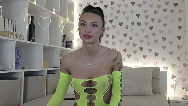 Snapshot of NoraAspen chatting on 05.25.26 NoraAspen online show from 05.25.26
