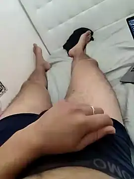 Snapshot of Yazaza1999 chatting on 09.10.25 Yazaza1999 online show from 09.10.25