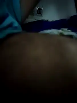 Snapshot of Yazaza1999 chatting on 10.01.25 Yazaza1999 online show from 10.01.25