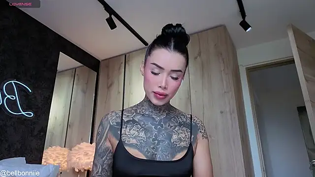 belllbonniie online show from 05.12.26