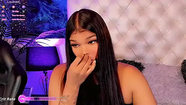 Valeria Swett  online show from 04.04.26