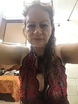 Snapshot of MaryLunne chatting on 02.13.26 MaryLunne online show from 02.13.26