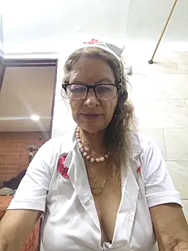 Snapshot of MaryLunne chatting on 02.27.26 MaryLunne online show from 02.27.26