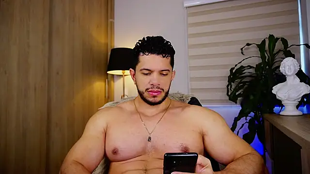 Snapshot of Erick_Thompsonx chatting on 02.15.26 Erick Thompsonx online show from 02.15.26