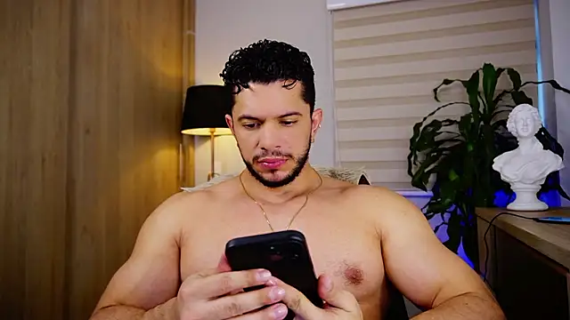 Snapshot of Erick_Thompsonx chatting on 02.18.26 Erick Thompsonx online show from 02.18.26