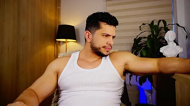 Snapshot of Erick_Thompsonx chatting on 03.03.26 Erick Thompsonx online show from 03.03.26