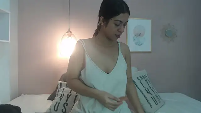 Savannahcruzz online show from 12.15.25