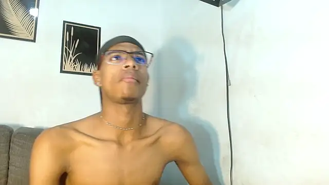 criss zuri online show from 11.22.25