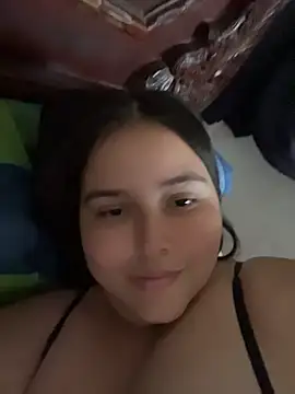 mia-08martinez  online show from 05.24.26
