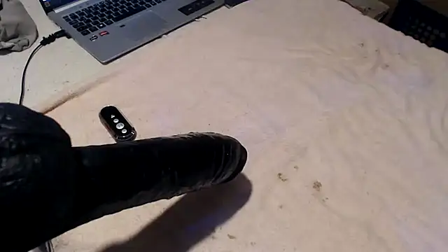 BiglovelyXXL online show from 12.15.25