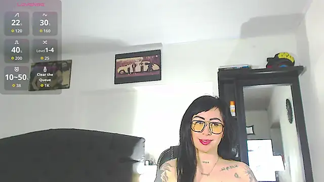 Vicky hotmilf online show from 12.16.25