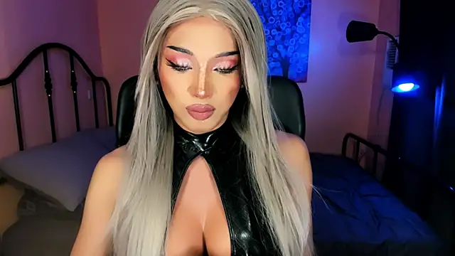 xUrGoddess Bellax online show from 12.15.25