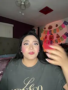 Snapshot of MyHoneyFrida chatting on 10.08.25 MyHoneyFrida online show from 10.08.25