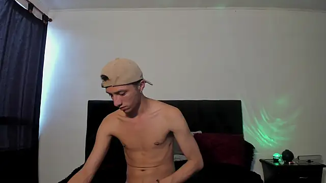 mhatias  online show from 11.16.25