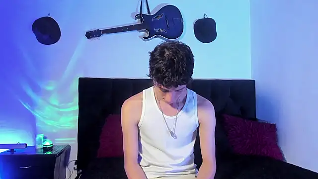 mhatias  online show from 02.10.26