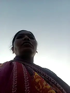 Snapshot of Jivika_Jaiswal chatting on 10.14.25 Jivika Jaiswal online show from 10.14.25