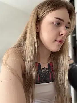 elliss  online show from 09.19.25