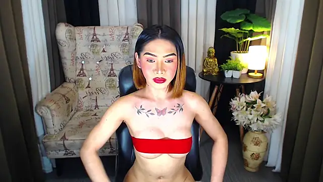 MariaLucyJasminx online show from 10.30.25