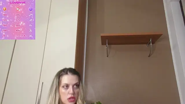 ScarletVerdi online show from 12.01.25