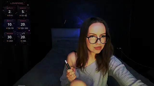 Snapshot of North_baby chatting on 11.05.25 North baby online show from 11.05.25