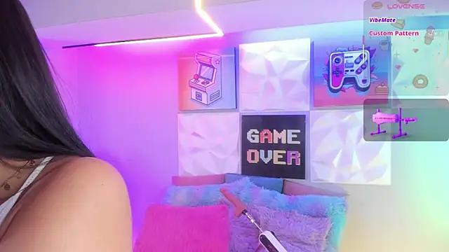 Snapshot of LindaWz_ chatting on 01.18.26 LindaWz online show from 01.18.26