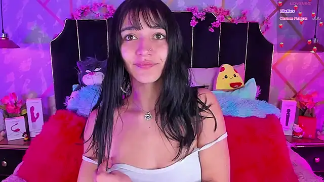 Snapshot of LindaWz_ chatting on 02.25.26 LindaWz online show from 02.25.26