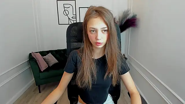 EmilyGraydis online show from 10.09.25